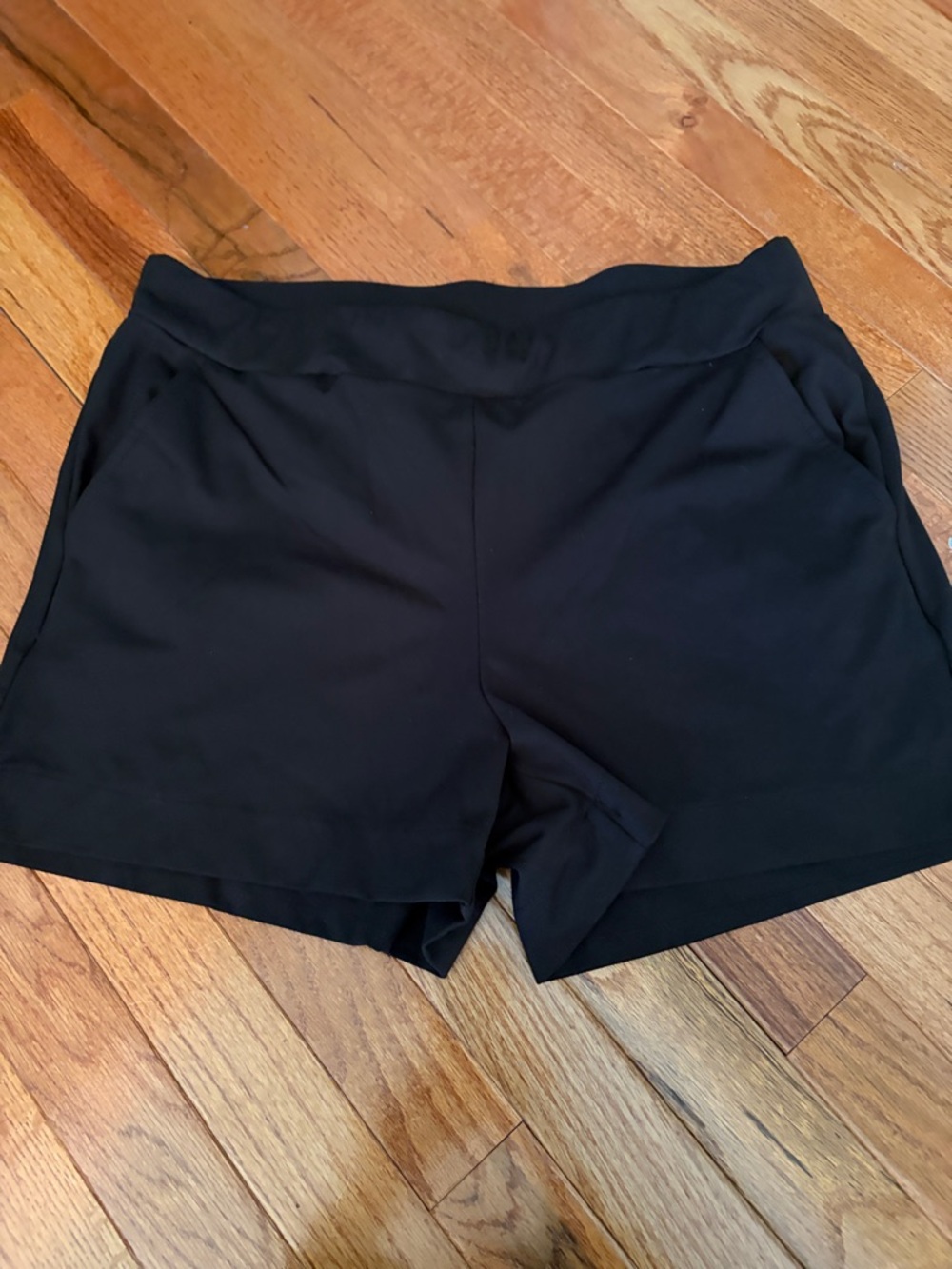 Rachel Zoe Black Athletic Pull-On Shorts